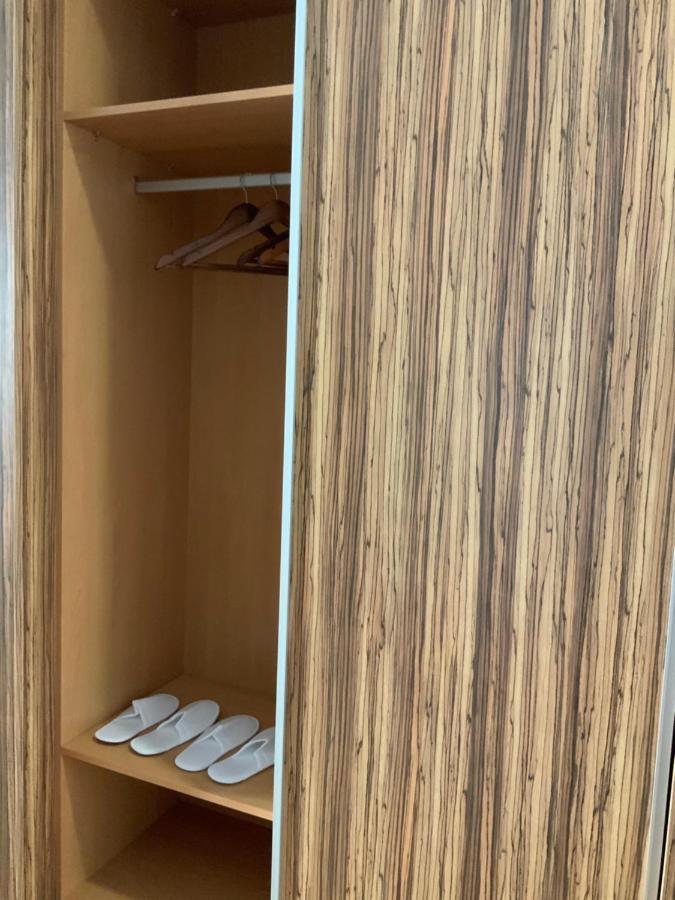 Techas City Center Luxurious Studio Прая Екстериор снимка