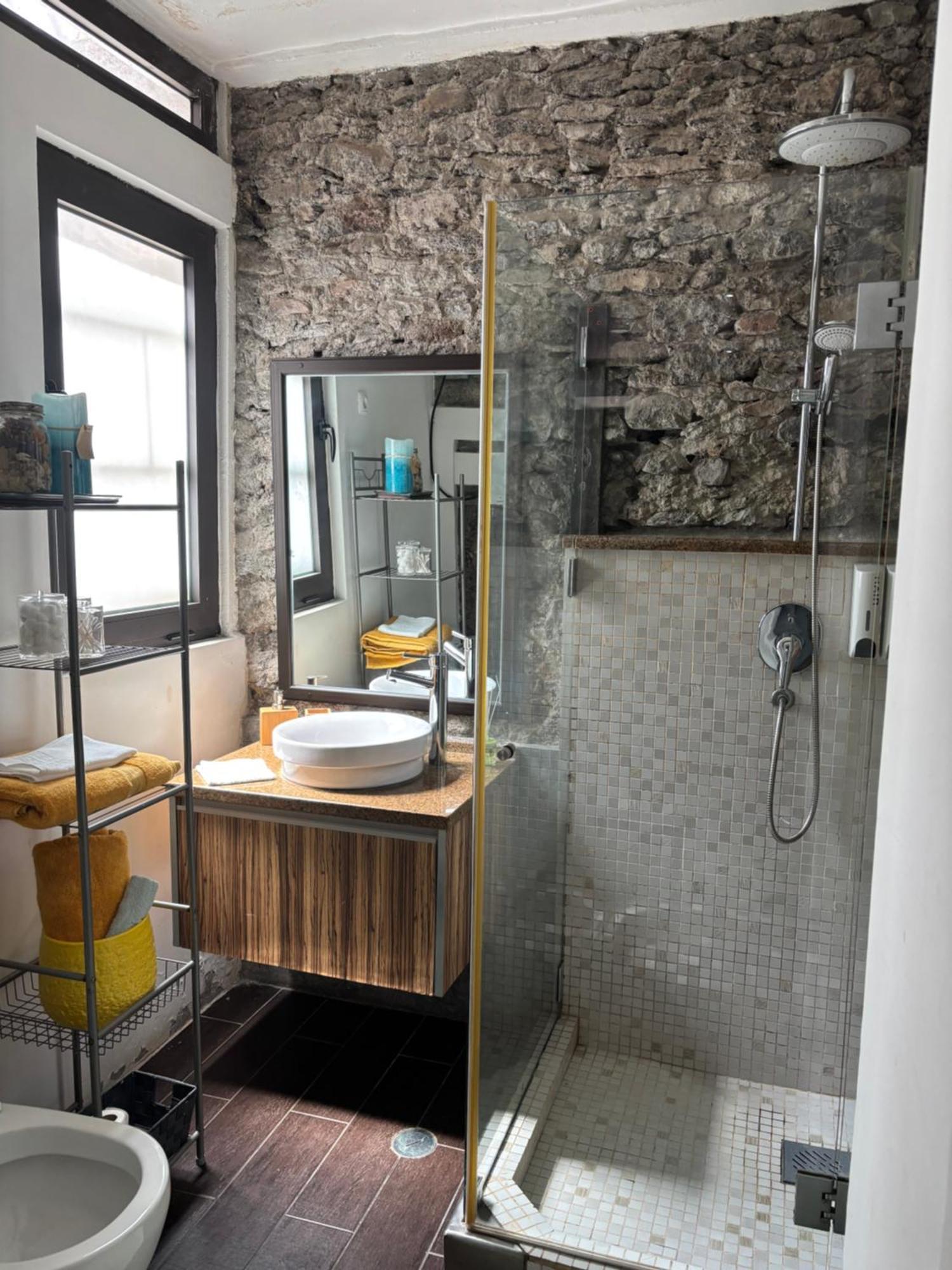 Techas City Center Luxurious Studio Прая Екстериор снимка