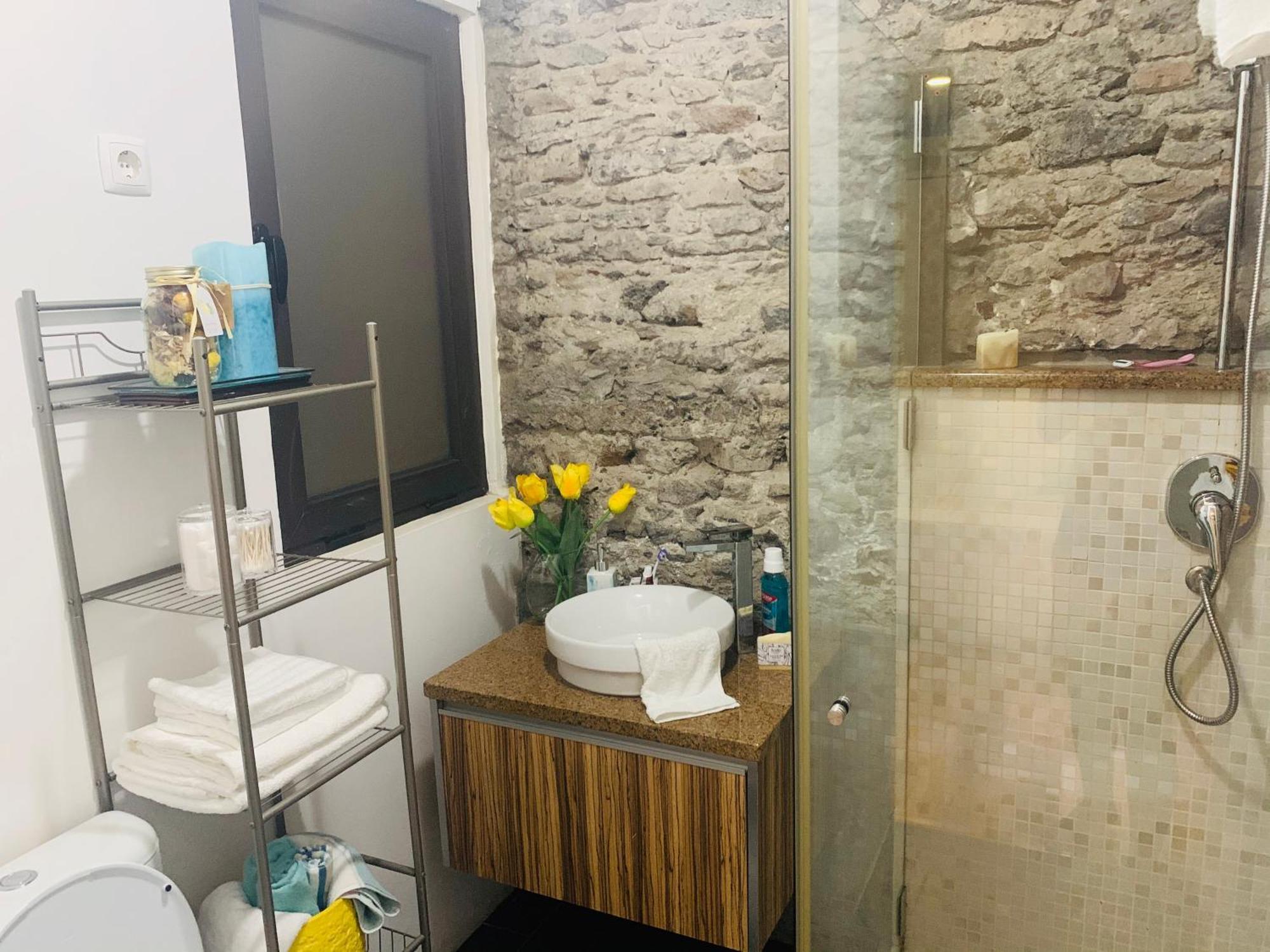Techas City Center Luxurious Studio Прая Екстериор снимка